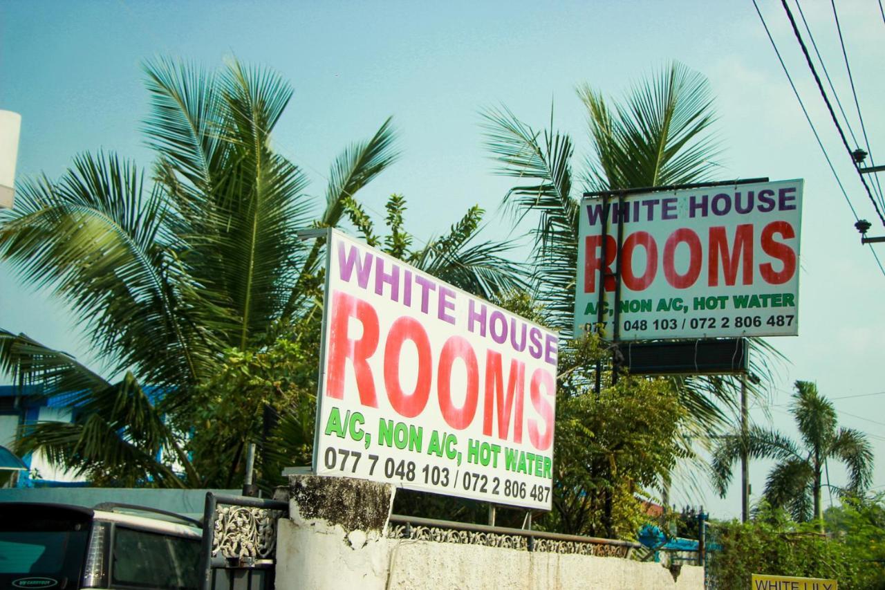 White House Lägenhet Wattala Exteriör bild